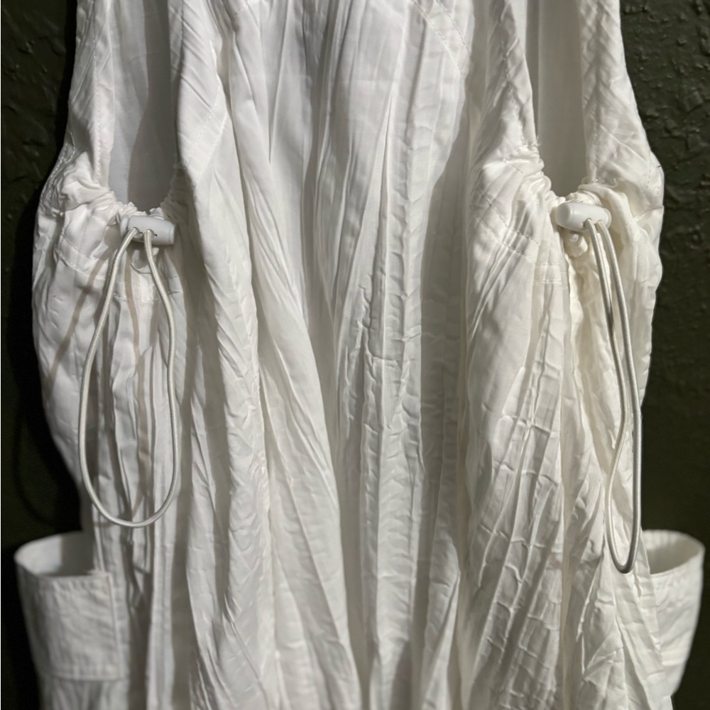 Urban Outfitters Crinkle White Sleeveless Dress - Picture 11 of 15